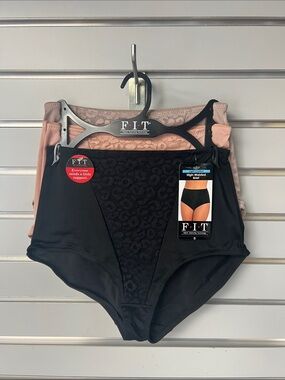 High-Waisted Shaping Briefs - Black